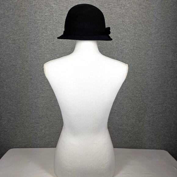 SAKKAS VINTAGE WOMEN'S BLACK 100% WOOL HAT – BOWLER/CLOCHE STYLE – ONE SIZE - Picture 3 of 9